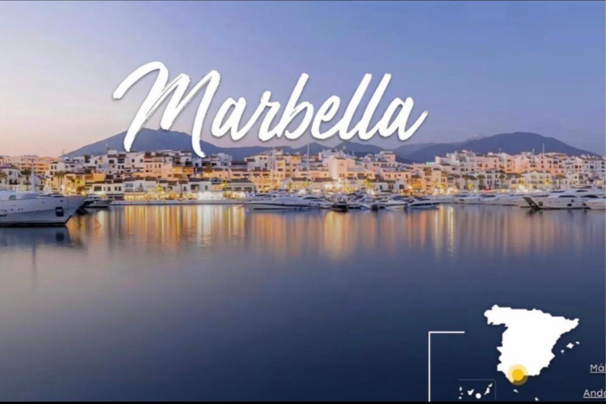 Marbella Beachfront - Beachside Apartment With Stunning Sea Views ภายนอก รูปภาพ