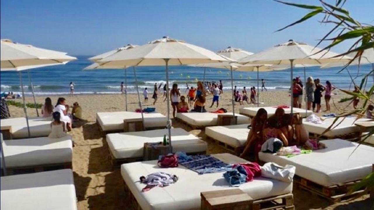 Marbella Beachfront - Beachside Apartment With Stunning Sea Views ภายนอก รูปภาพ